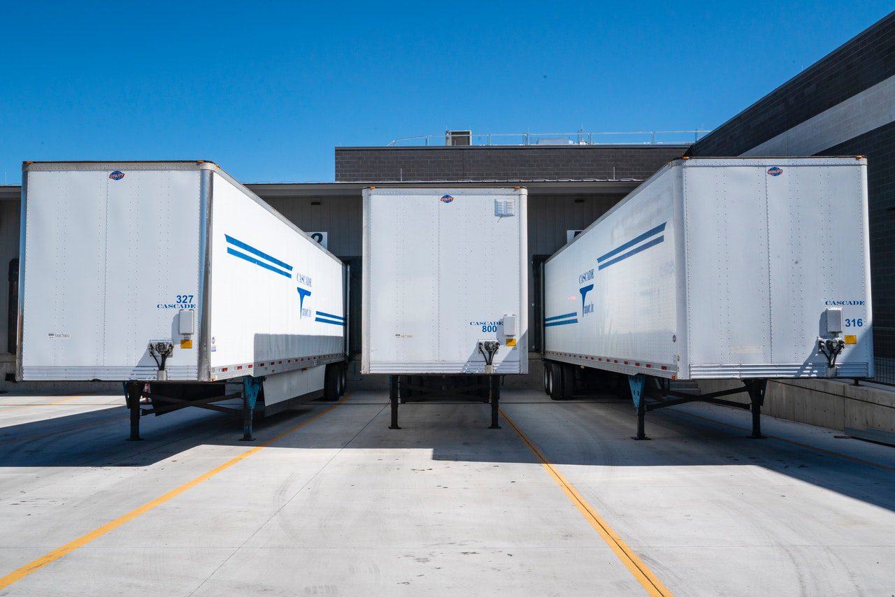 Freight, Brisbane to Gold Coast | Compass Transport difference-transportation-and-logistics